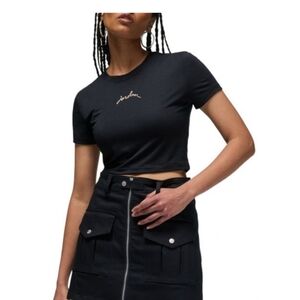 NWT Nike Slim Cropped T Shirt Women's L SKU FN5720 010